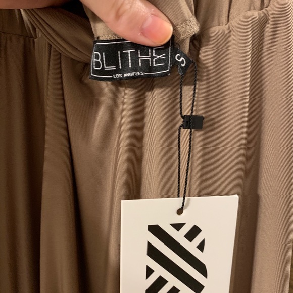 Convertible Champagne Dress - Picture 4 of 6